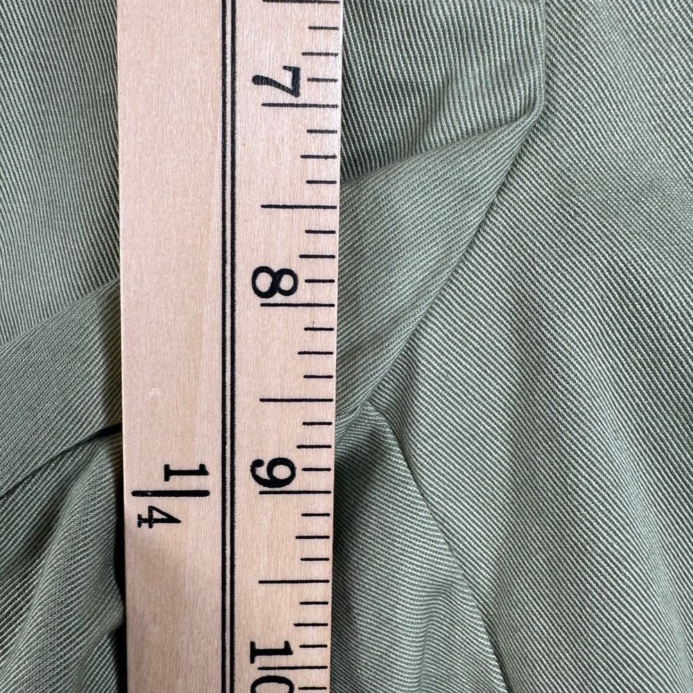 J. Crew Broken-in 7 inch Chino Shorts - Picture 5 of 6